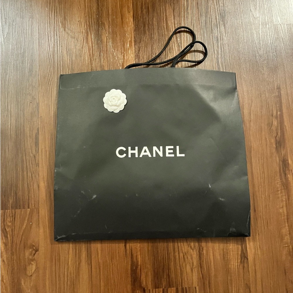 Chanel shopping bag w/ Camellia flower